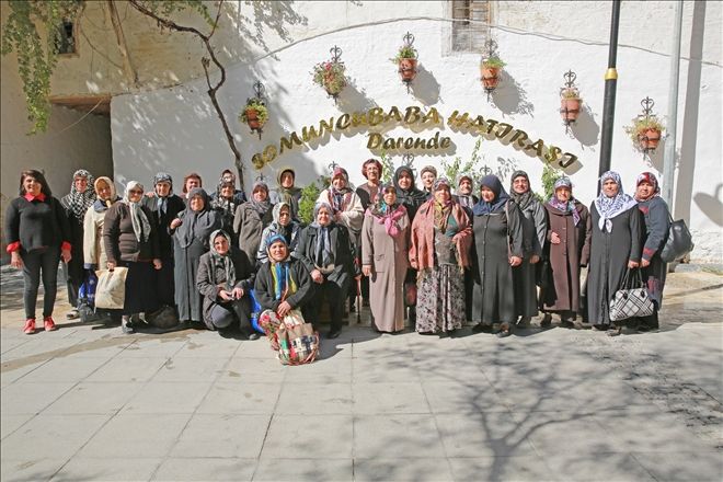 Akçakayalılar Somuncu Baba´yı ziyaret etti 