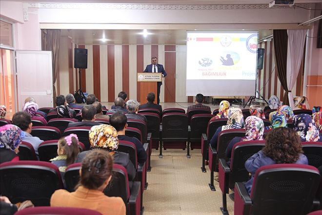 Madde bağımlılığı seminerleri devam ediyor 