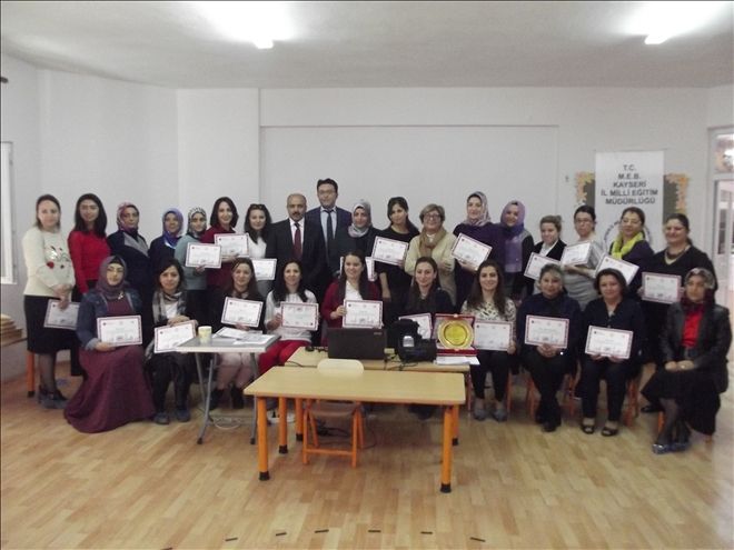 Öğretmenler için Montessori eğitimi başladı 