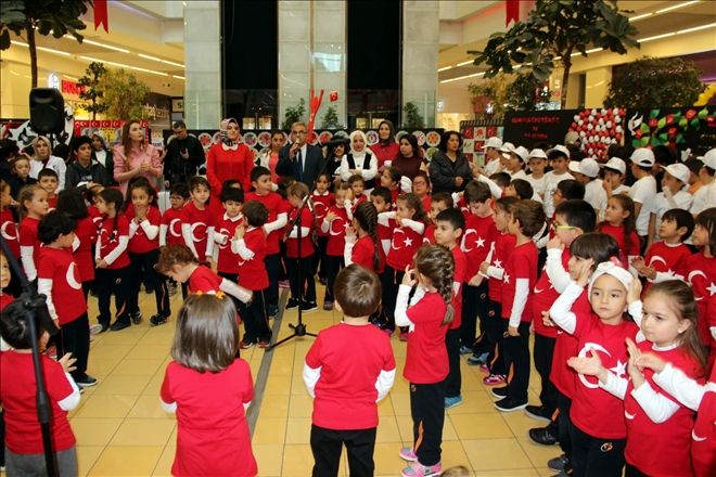 ´Çocuk Gözüyle Atatürk ve Cumhuriyet´ sergisi 