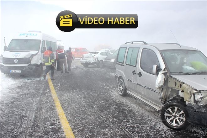 Zincirleme trafik kazası: 15 yaralı