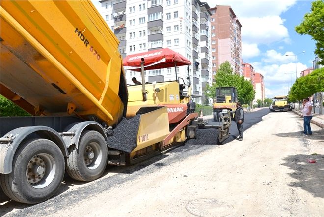 Gesi Cumhuriyet Mahallesi asfaltlanıyor