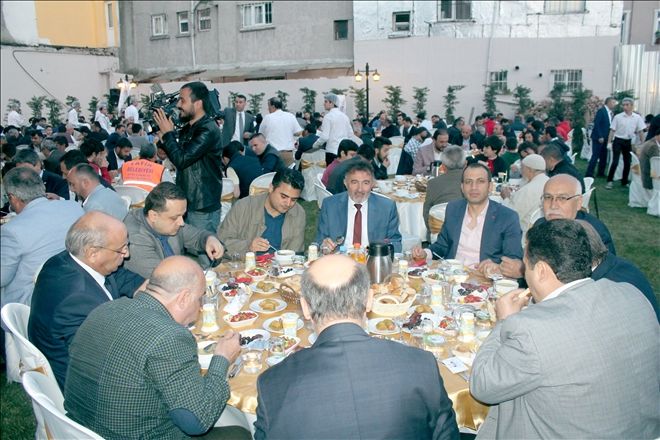 İstanbul´da yaşayan Kayserililer iftar sofrasında buluştu