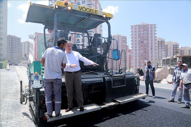 Şehit Naci Akarsu Caddesi Asfaltlanıyor