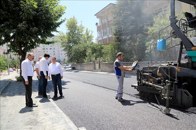 Yenidoğan Mahallesinde asfalt çalışmaları hızla devam ediyor