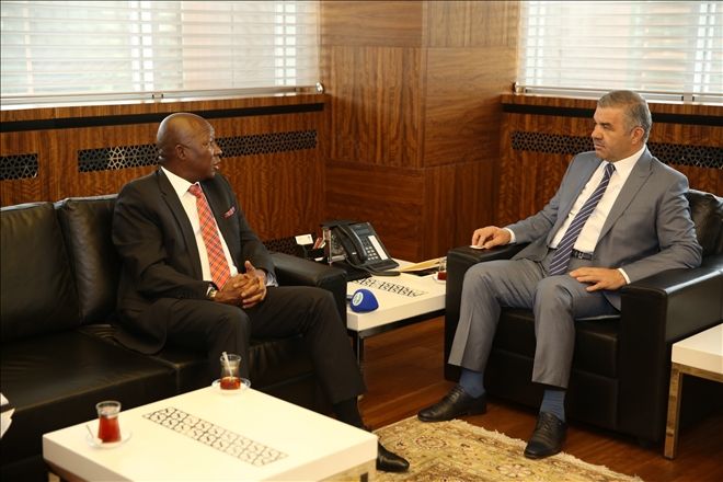Güney Afrika Büyükelçisi, Başkan Çelik´i ziyaret etti