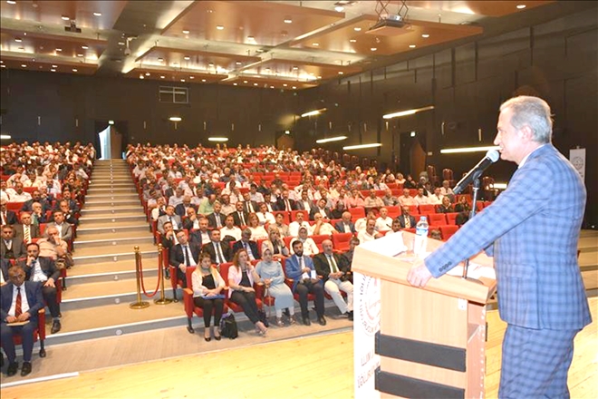 İl ve ilçelerdeki okul müdürleri bir araya geldi 