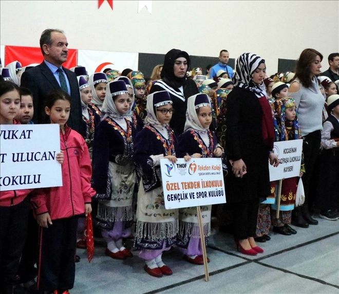 Tekden İlkokulu halk oyunları yarışmasında 1´inci oldu 