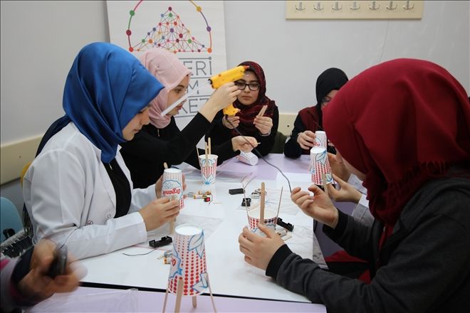 Kayseri Bilim Merkezi ilçelerde de etkinlikler düzenlemeye başladı 