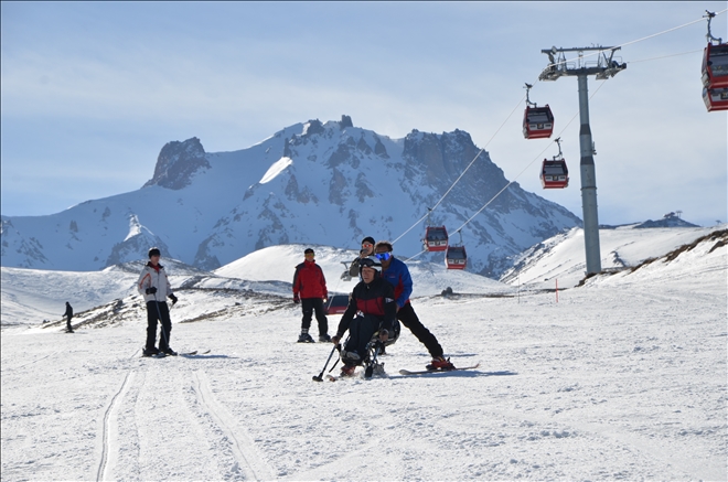 Erciyes, 8´inci kez engelleri aşıyor 