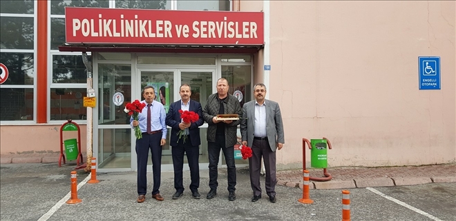 Sağlık Sen Şubesinden Ebeler Haftası Ziyareti 