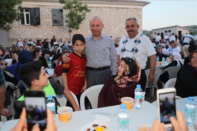 Başkan Çolakbayrakdar, Haftanın 7 Günü Vatandaşlarla Birlikte 