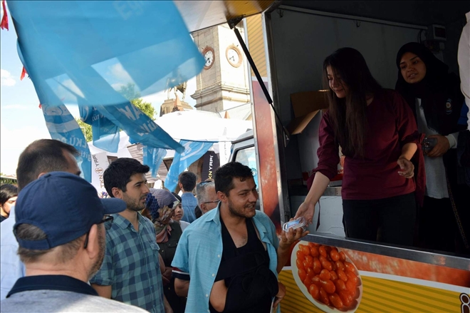 Ülkü Ocakları´ndan lokma ikramı 