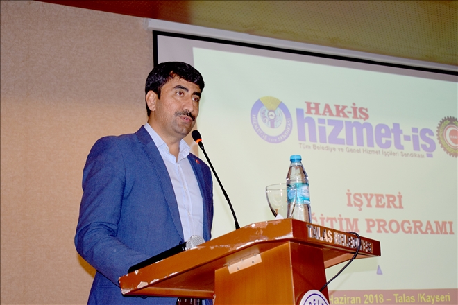 Hizmet-İş Sendikası Talas Belediyesi çalışanlarına eğitim semineri düzenledi 