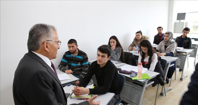 Melikgazi´de ücretsiz YKS hazırlık kurslarına kayıtlar başladı 