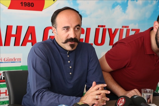 Çerkesler TRT Çerkes´in açılması için miting düzenleyecek 