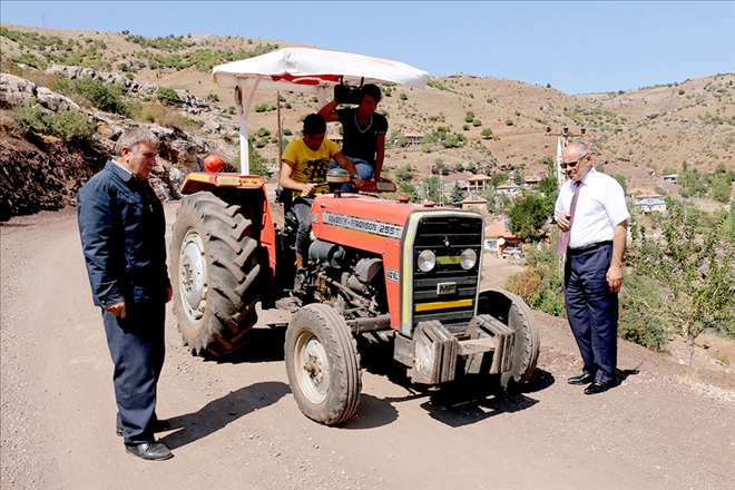 Yahyalı Yeşilköy Mahallesi yolu genişletiliyor 