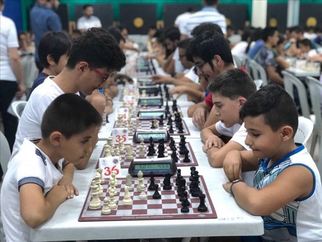 Erciyes Kupası Yıldırım Satranç Turnuvası Tamamlandı 