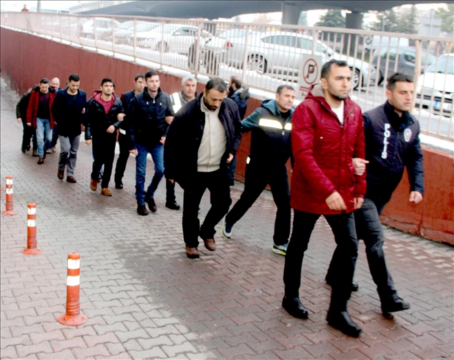 FETÖ´nün mahrem asker yapılanmasından 12 kişi adliyeye çıkarıldı 