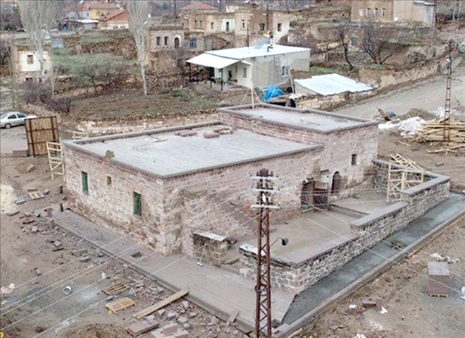 Kocasinan Belediyesi, 8 asırlık camiyi restore ediyor 