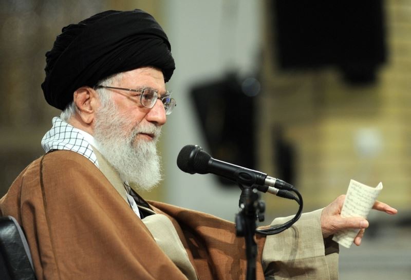 İran dini liderinden Irak ve Lübnan’daki gösterilere ilişkin açıklama