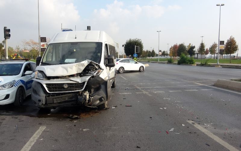 Pendik sahil yolunda feci kaza: 8 yaralı