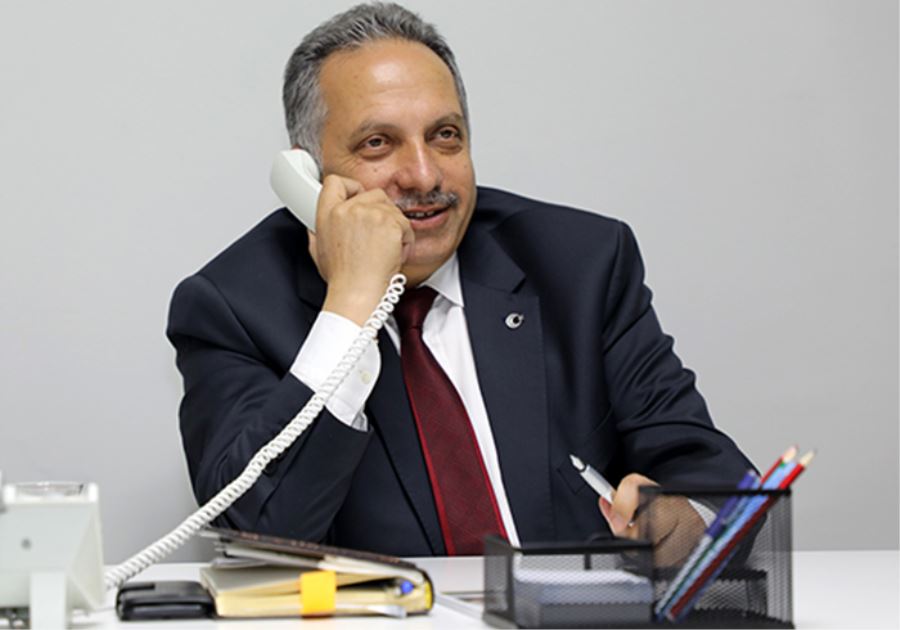 “Alo! Ben Başkan Mustafa Yalçın” 