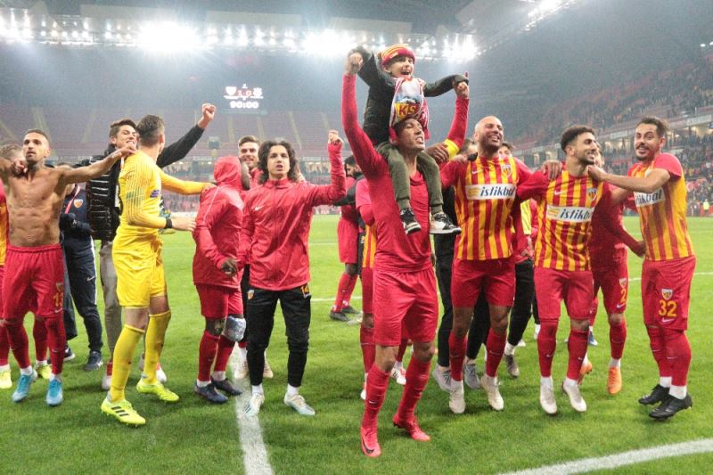 Süper Lig: İ.M. Kayserispor: 1 - Fenerbahçe: 0 (Maç sonucu)