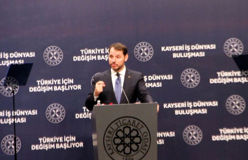 Bakan Albayrak açıkladı: Bankalar faiz oranlarını tek haneye düşürecek