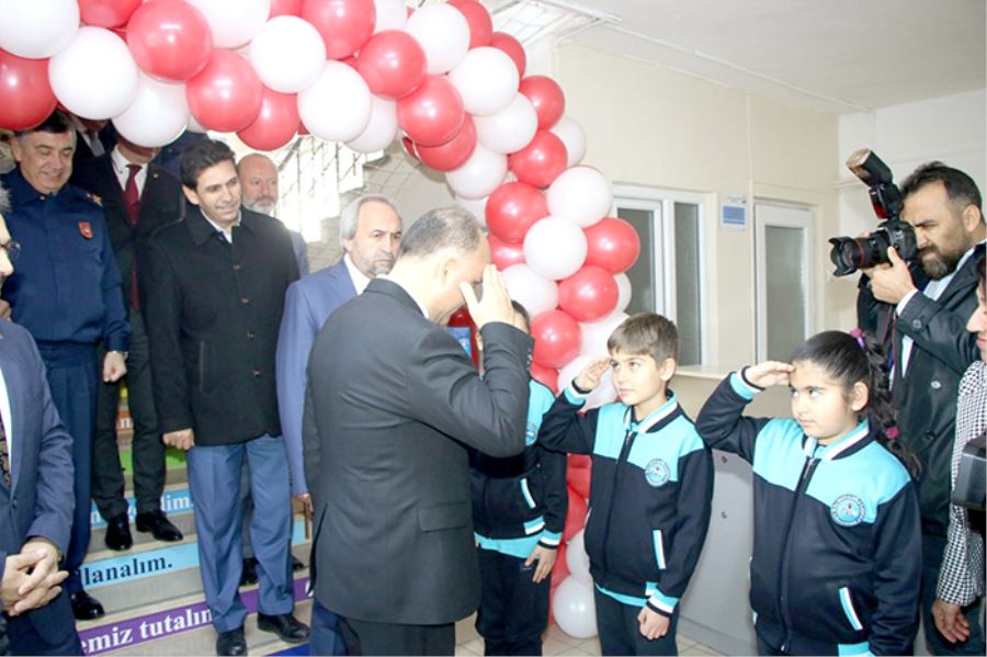 17 Aralık Şehitleri İlkokulu açılışında gözyaşları sel oldu 