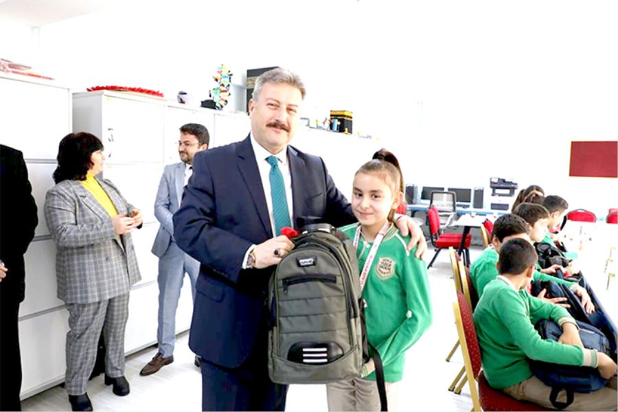 Başkan Palancıoğlu, başarılı sporcuları tebrik etti 