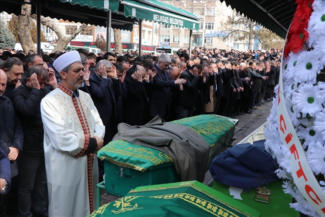 Öldürülen iş adamı son yolculuğuna uğurlandı 