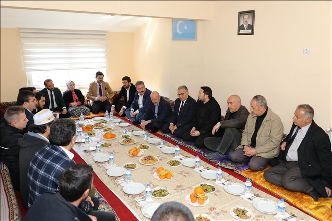 Memduh Başkan, Bağımsız Doğu Türkistanlılar Derneği´nde 