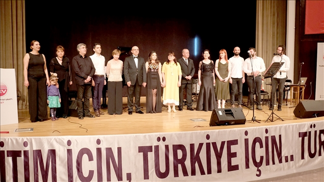 TEV 52´nci Yıl Etkinliklerinde Bursiyerler ve Bağışçılarını Buluşturdu 