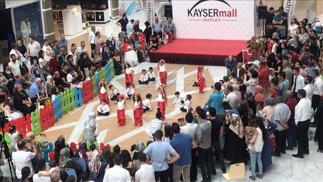 KAYSERmall ?da Babalar Günü Üç Farklı Etkinlikle Kutlandı