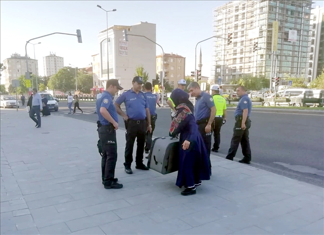 Şüpheli çanta polisi harekete geçirdi 