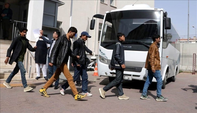 375 yabancı uyruklu kişi ülkelerine iade edildi 