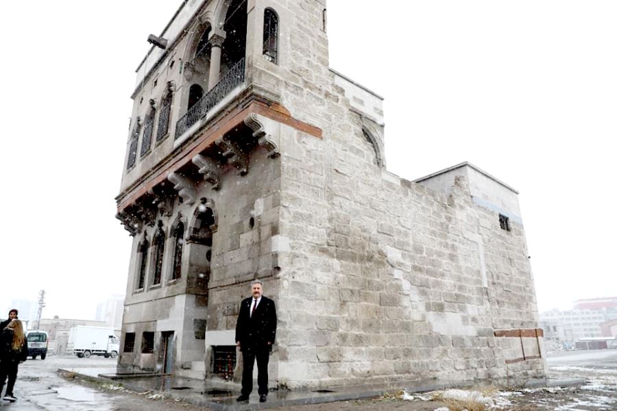  3 büyük tarihi eser Melikgazi’ye kazandırıldı 