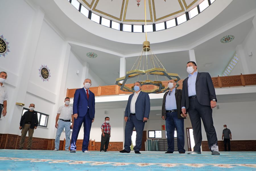  Safiye Mahmut Özustaoğlu Cami yarın açılıyor