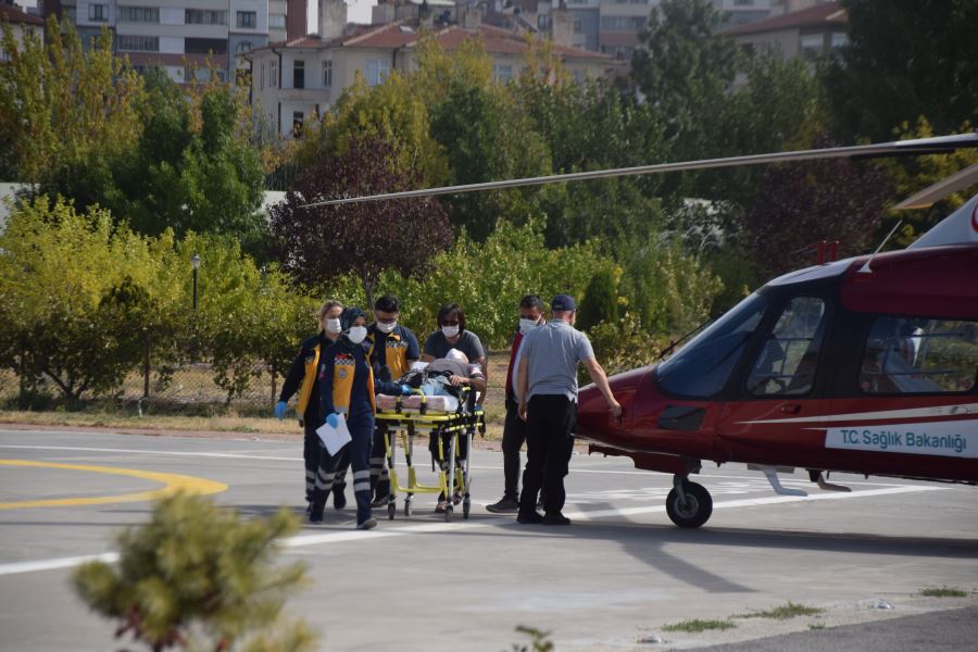  Kafasını traktör pulluğuna çarptı, kafatası çatladı