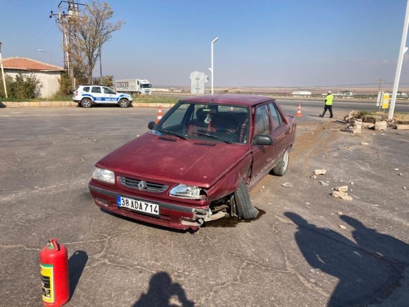 Yeşilhisar’da trafik kazası: 4 yaralı
