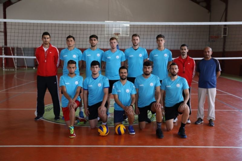 Melikgazi Belediyespor Voleybol Takımından galibiyet
