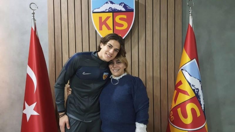 Kayserispor Başkanı Berna Gözbaşı: “Kazananlar her zaman mücadele edenlerdir”
