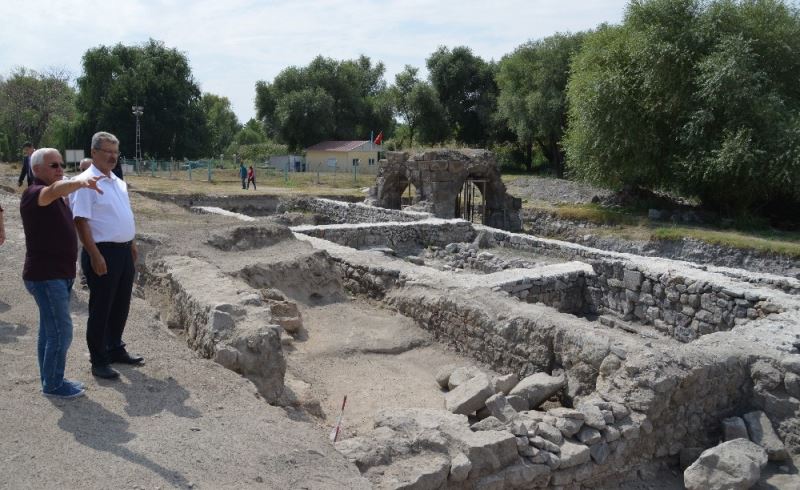 Keykubadiye Sarayı’ndaki kazılar 12 ay boyunca sürecek
