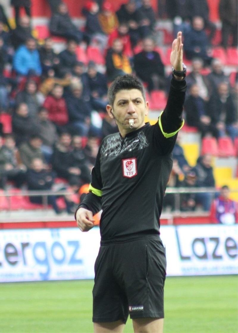 Yaşar Kemal Uğurlu ilk kez Göztepe-Kayserispor maçı yönetecek
