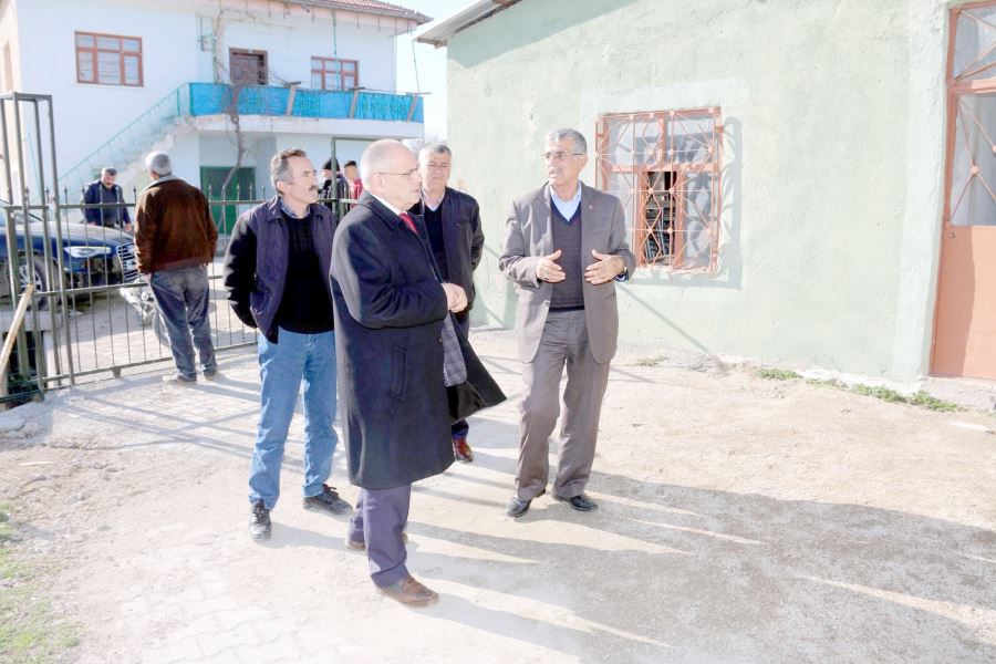Başkan Öztürk Kocahacılı mahallesini ziyaret etti 