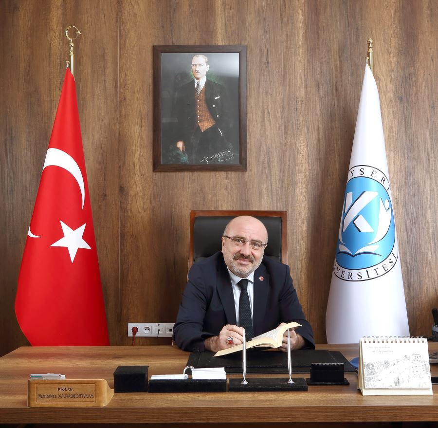 Rektör Karamustafa’dan “19 Mayıs Atatürk’ü Anma Gençlik ve Spor Bayramı” ve “Kadir Gecesi” mesajı