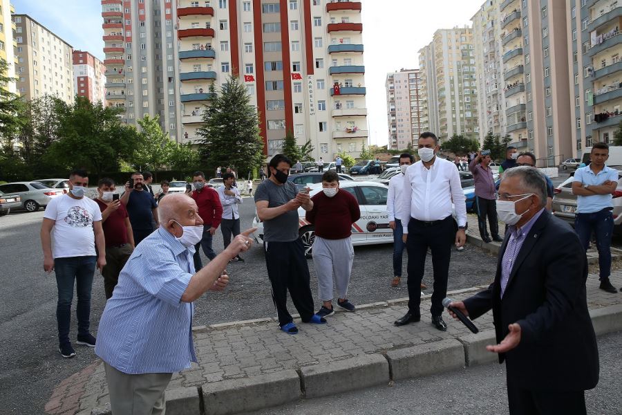 BAŞKAN BÜYÜKKILIÇ HEM BAYRAM KUTLADI HEM DE UYARDI