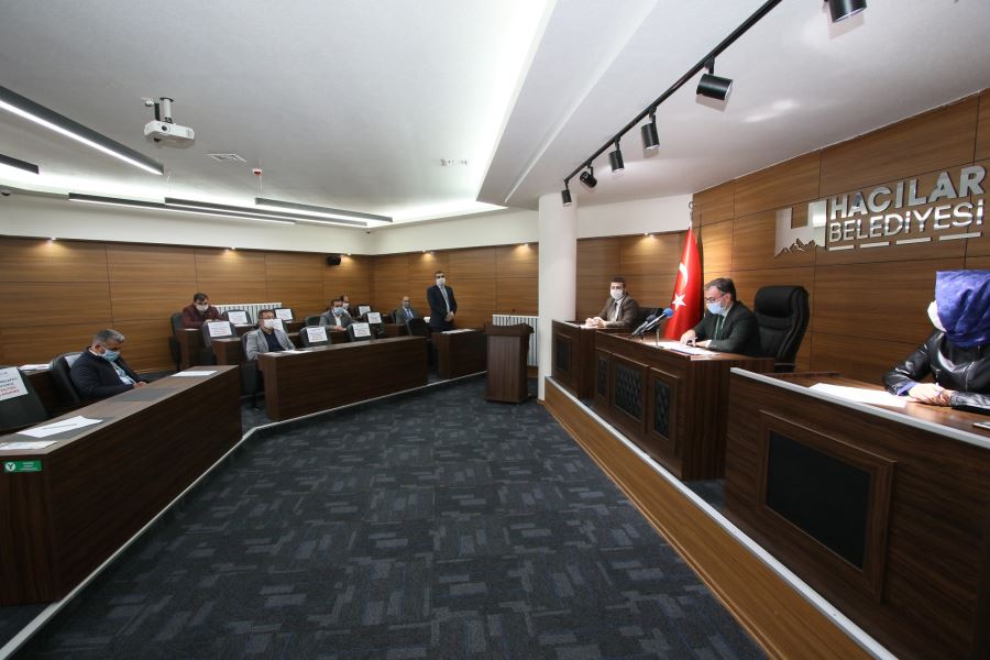 Hacılar Belediye Meclisi olağanüstü toplantısını gerçekleştirdi