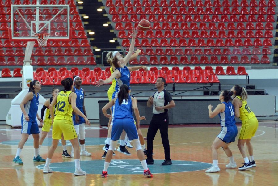 Erciyes Cup: Bellona Kayseri:52 - Nesibe Aydın:74